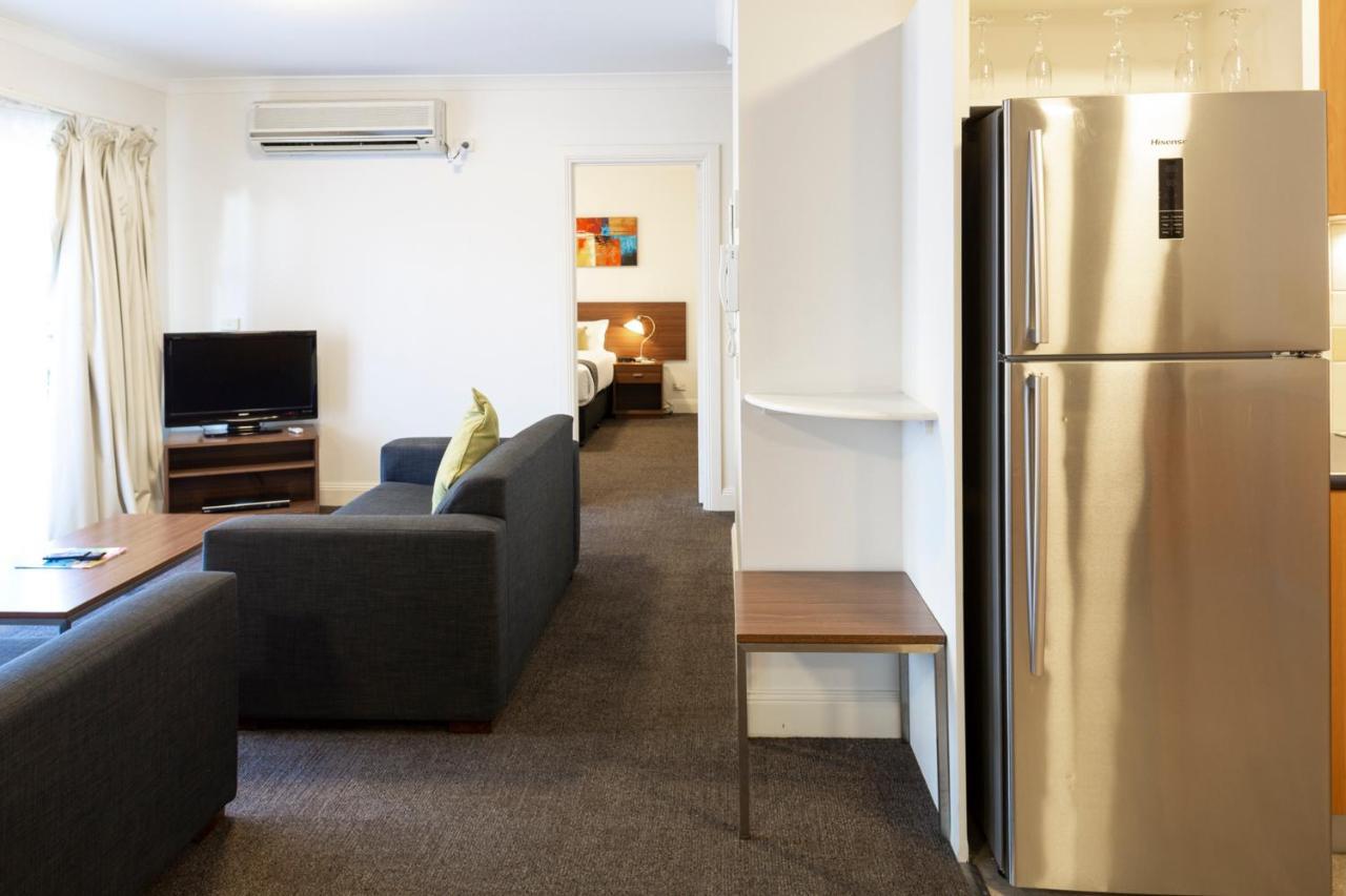 Amazing Accommodations: St Kilda Melbourne Exteriör bild